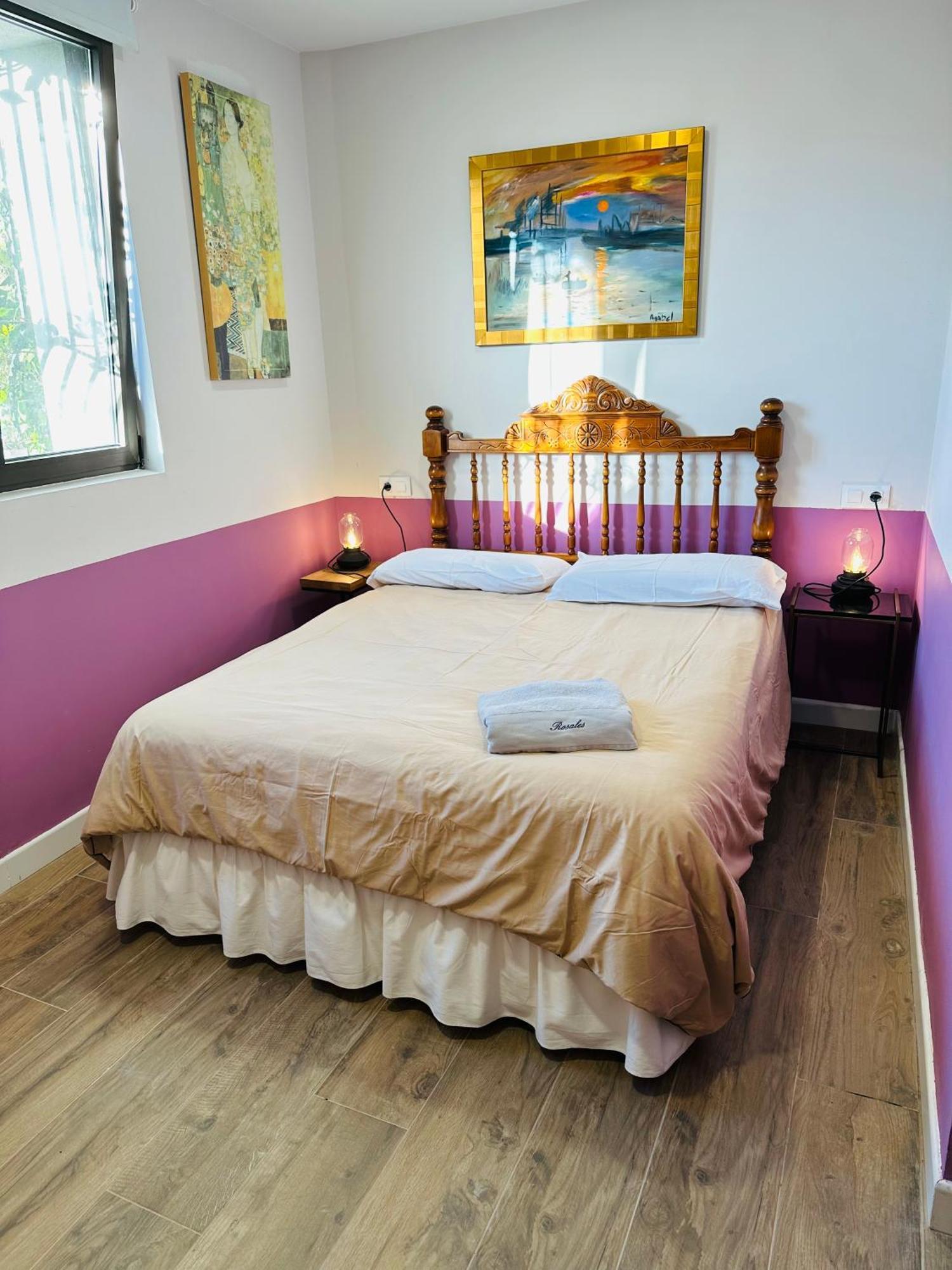 Rosales Y Jardin Apartment *